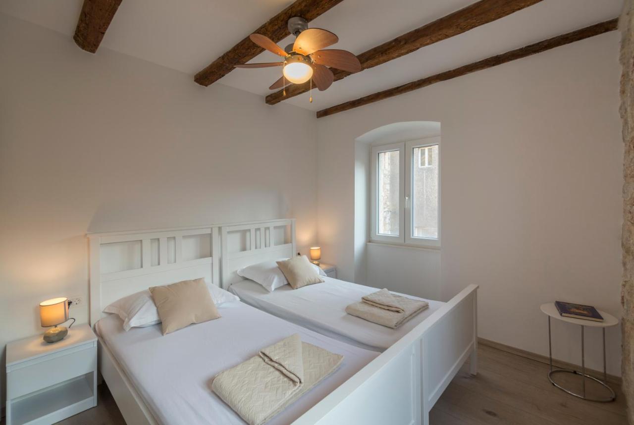 Apartments Bepi Komiža מראה חיצוני תמונה