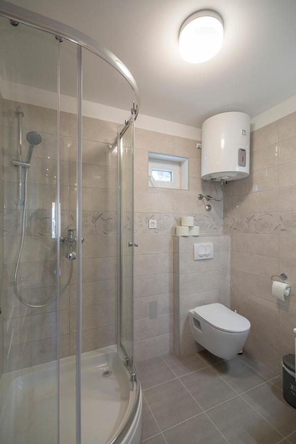 Apartments Bepi Komiža מראה חיצוני תמונה