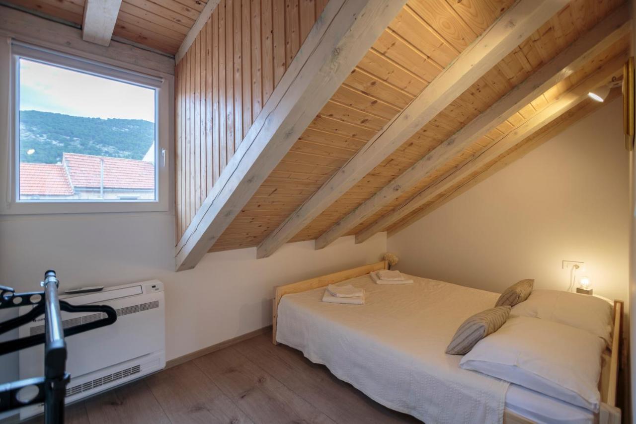 Apartments Bepi Komiža מראה חיצוני תמונה